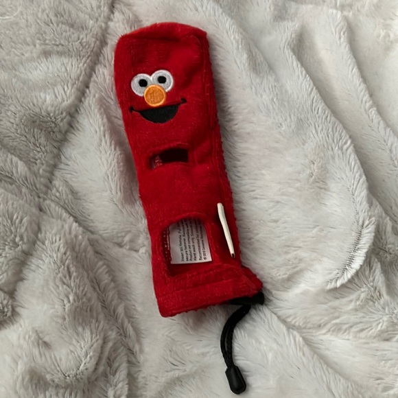 Sesame Street Elmo Wii Remote cover - Picture 2 of 5
